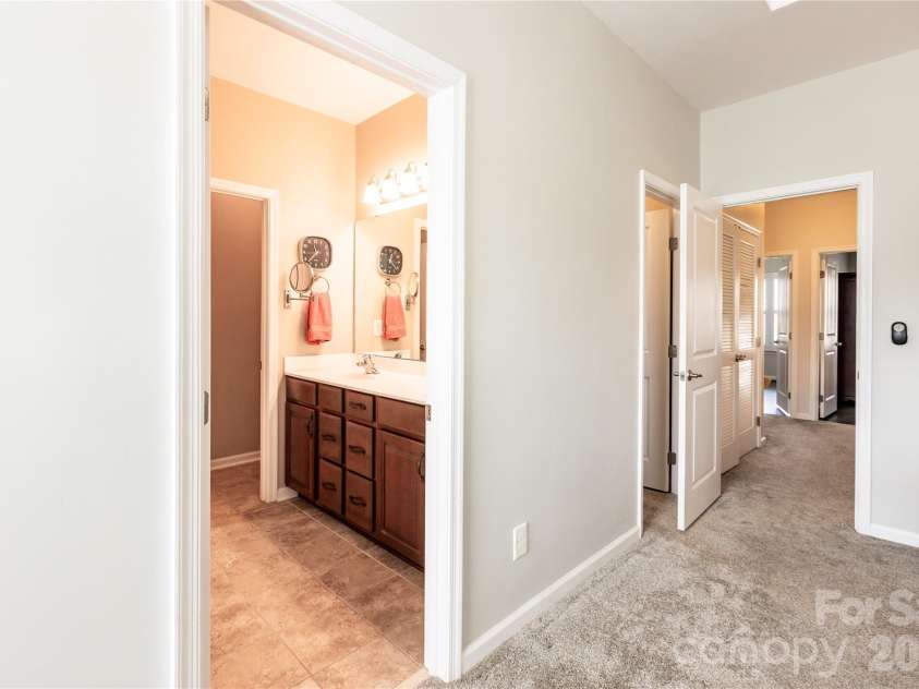 1123 Inn Keepers Way, Cornelius, NC 28031.  MLS# CAR4362117, YatesRealty ID 9467. 