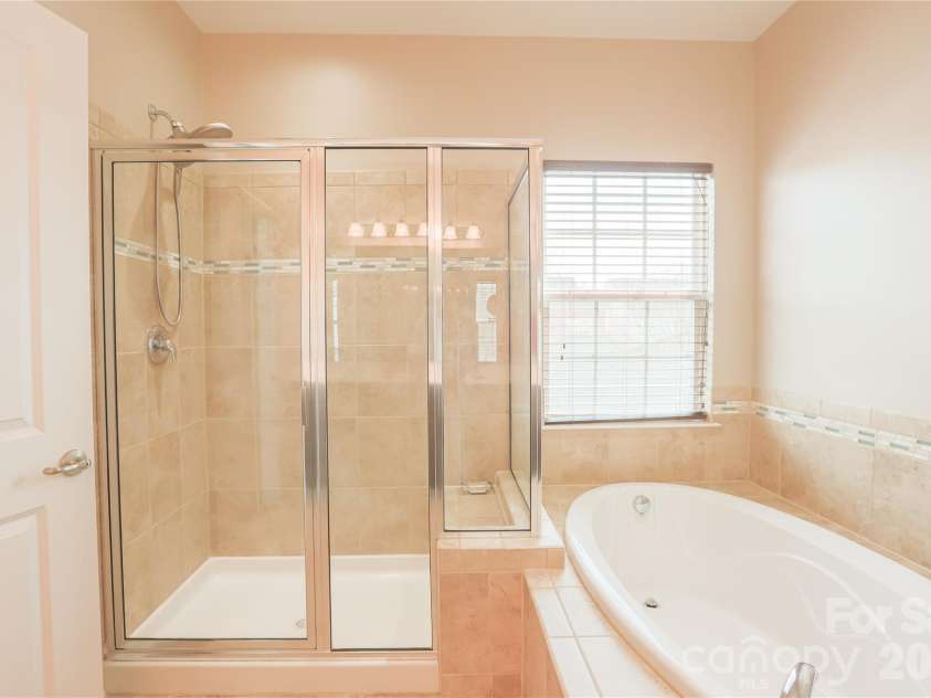 1123 Inn Keepers Way, Cornelius, NC 28031.  MLS# CAR4362117, YatesRealty ID 9467. 