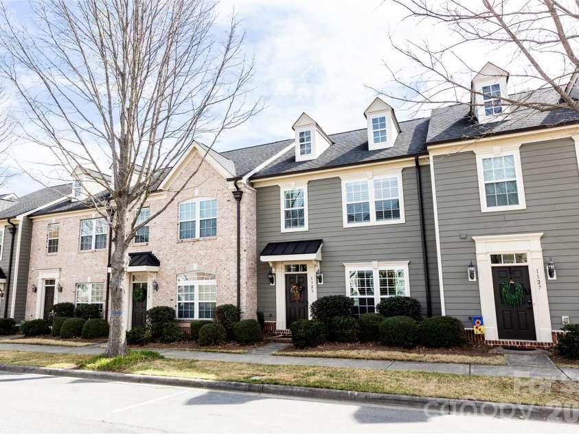 1123 Inn Keepers Way, Cornelius, NC 28031.  MLS# CAR4362117, YatesRealty ID 9467. 