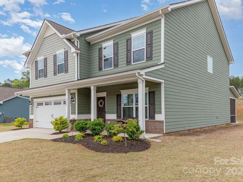 6070 Trinity Crossing Circle, Kannapolis, NC 28081.  MLS# CAR4251177, YatesRealty ID 9467. 