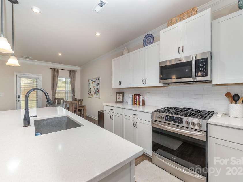 6070 Trinity Crossing Circle, Kannapolis, NC 28081.  MLS# CAR4251177, YatesRealty ID 9467. 