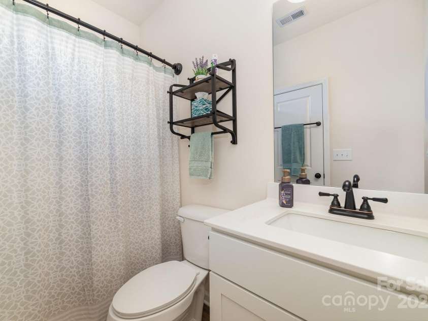 6070 Trinity Crossing Circle, Kannapolis, NC 28081.  MLS# CAR4251177, YatesRealty ID 9467. 