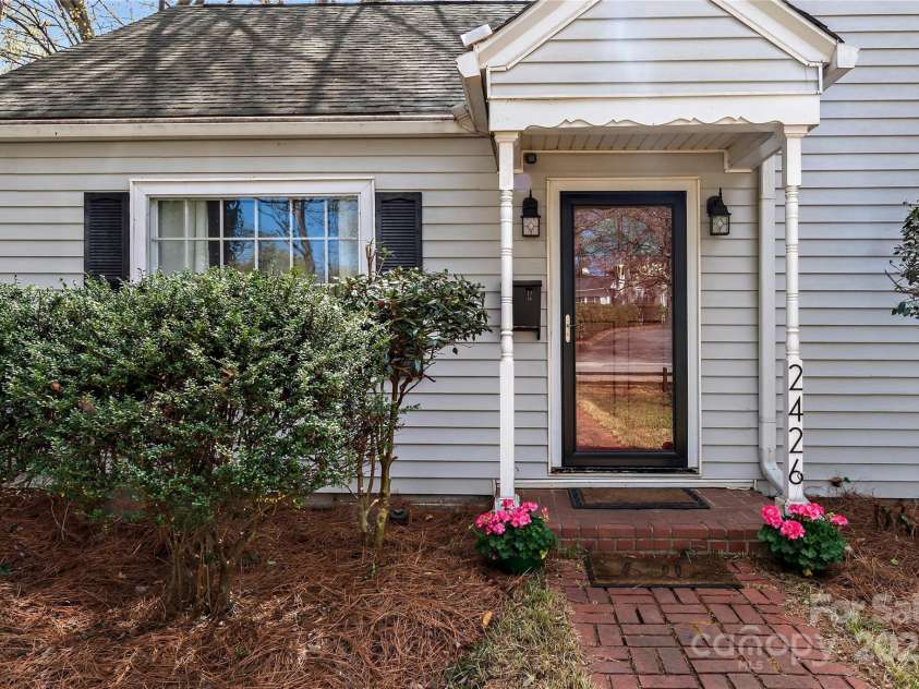 2426 Queen Street, Winston Salem, NC 27103.  MLS# CAR4242940, YatesRealty ID 9468. 