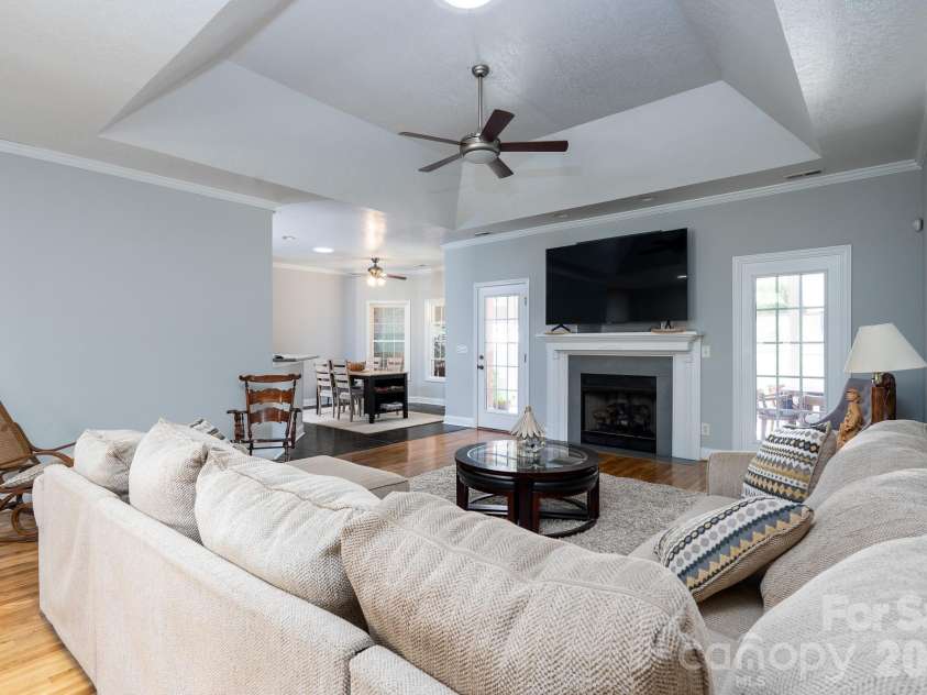 611 Davis Farm Drive, Salisbury, NC 28147.  MLS# CAR4365441, YatesRealty ID 9468. 