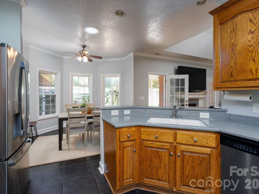 611 Davis Farm Drive, Salisbury, NC 28147.  MLS# CAR4365441, YatesRealty ID 9468. 
