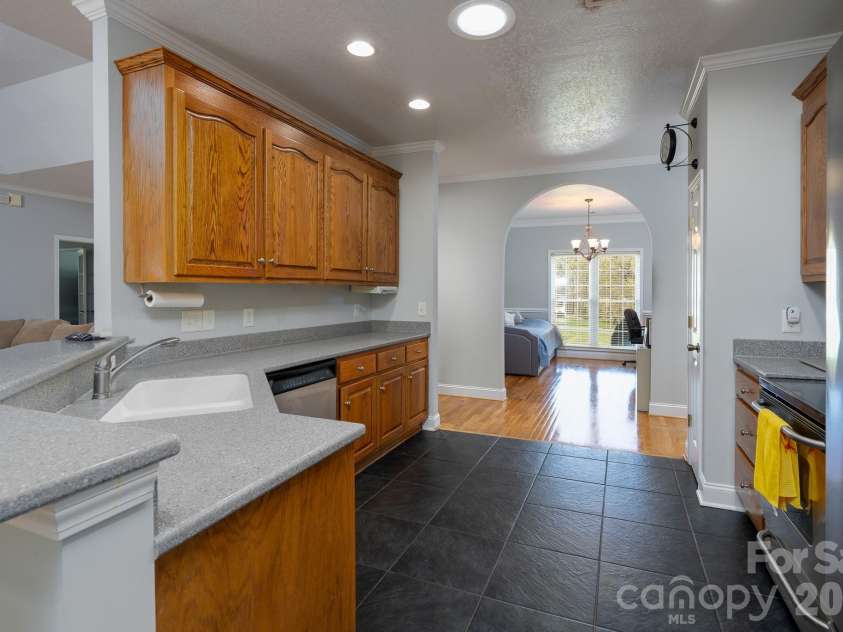 611 Davis Farm Drive, Salisbury, NC 28147.  MLS# CAR4365441, YatesRealty ID 9468. 