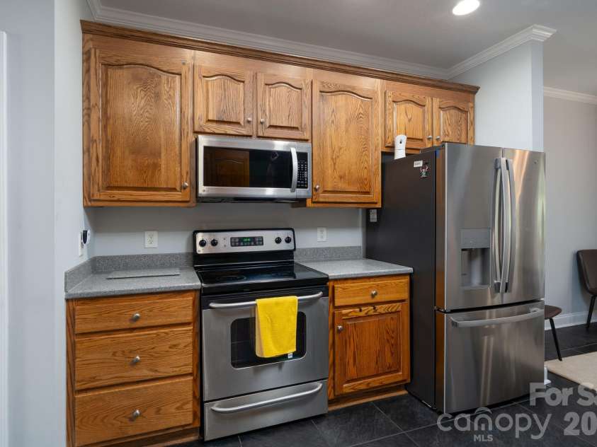 611 Davis Farm Drive, Salisbury, NC 28147.  MLS# CAR4365441, YatesRealty ID 9468. 