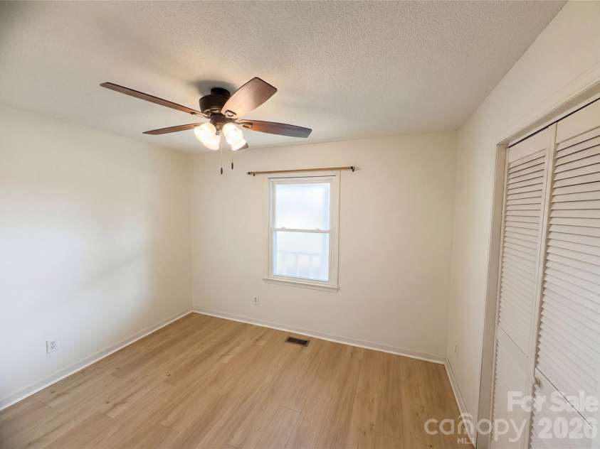 203 Williams Road, Kings Mountain, NC 28086.  MLS# CAR4351100, YatesRealty ID 9469. 