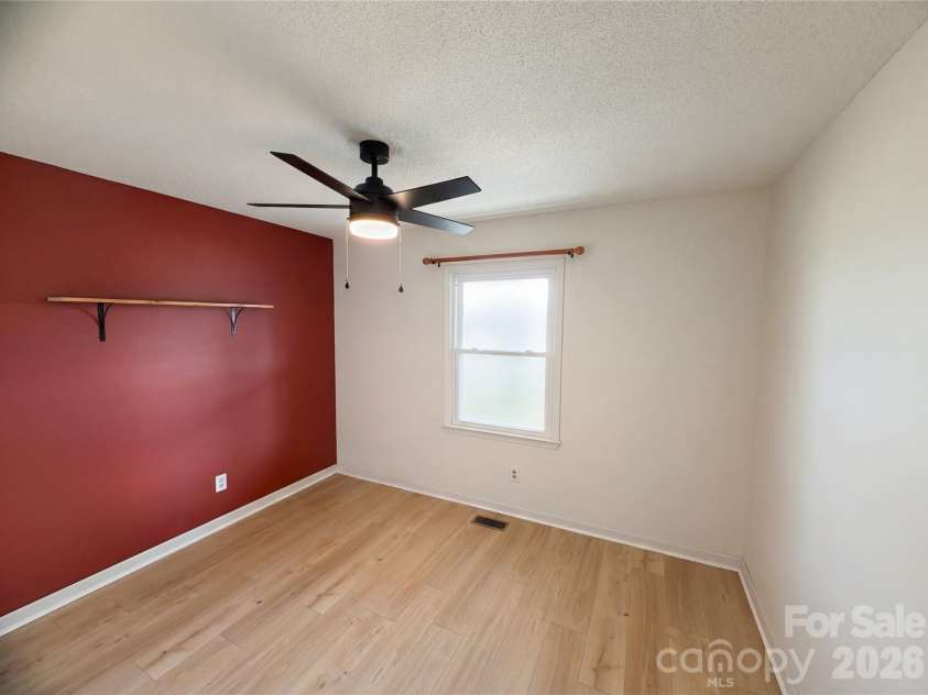 203 Williams Road, Kings Mountain, NC 28086.  MLS# CAR4351100, YatesRealty ID 9469. 