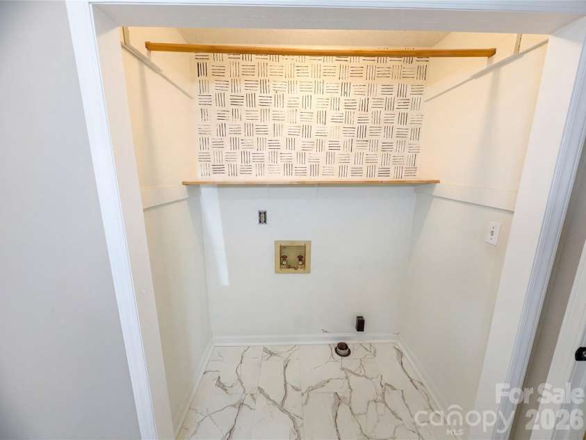 203 Williams Road, Kings Mountain, NC 28086.  MLS# CAR4351100, YatesRealty ID 9469. 