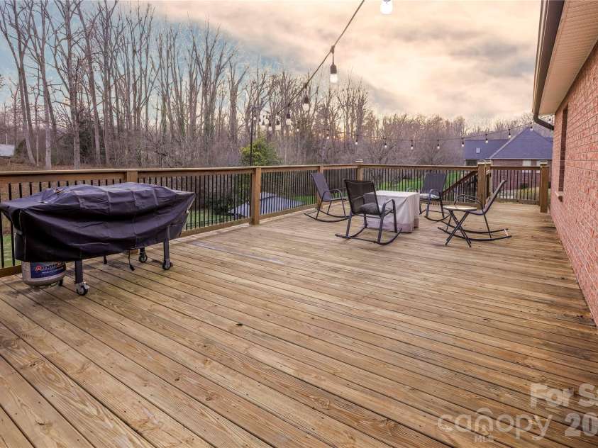 601 Azalea Lane, China Grove, NC 28023.  MLS# CAR4353505, YatesRealty ID 9473. 