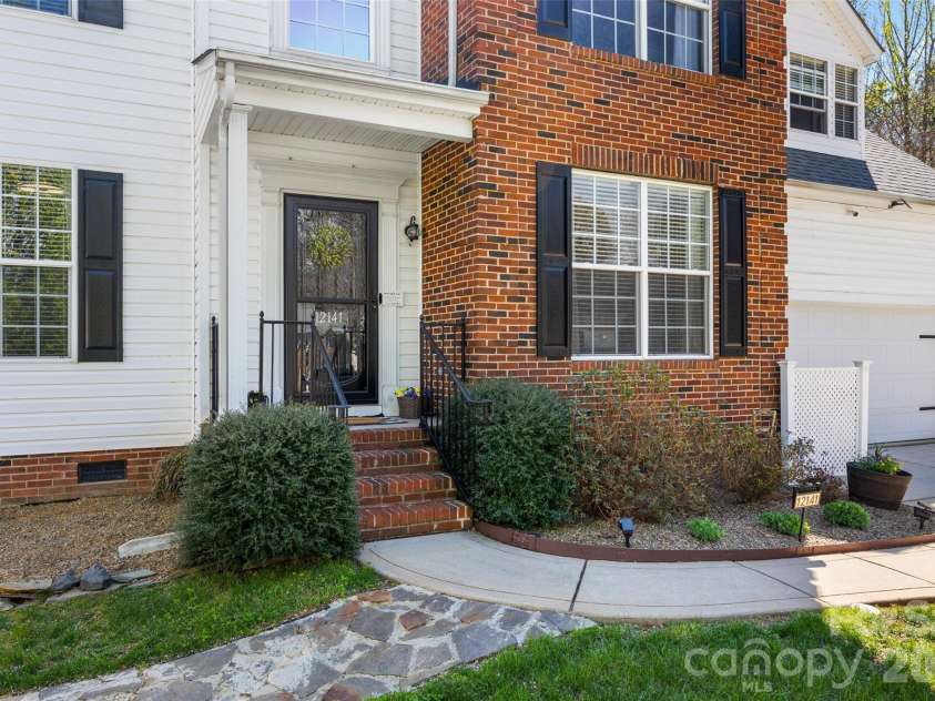 12141 Stone Forest Drive, Pineville, NC 28134.  MLS# CAR4360442, YatesRealty ID 9475. 12141 Stone Forest 
