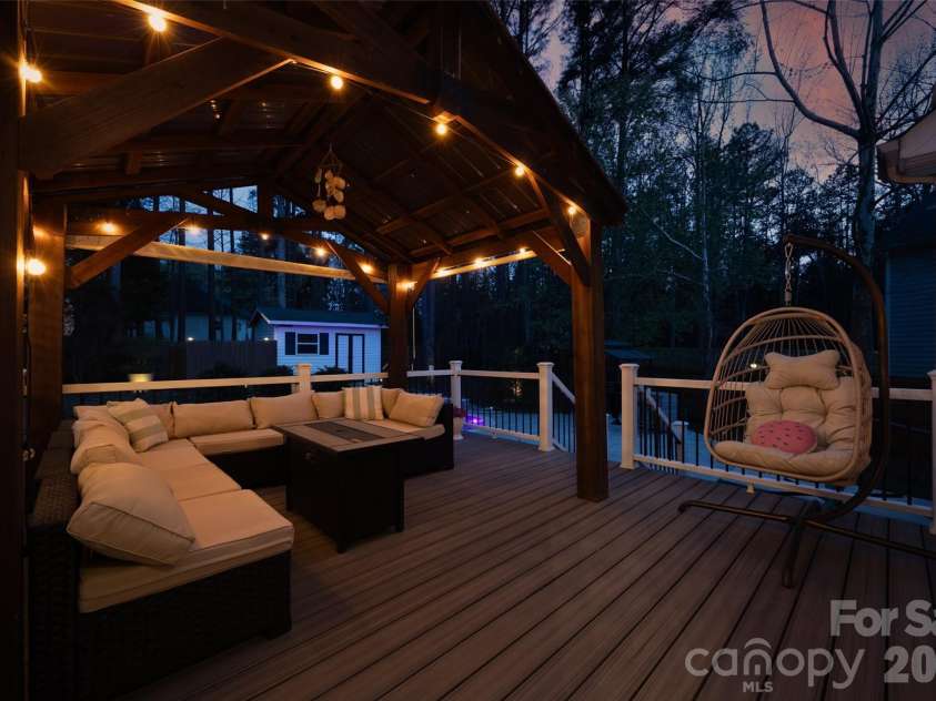 12141 Stone Forest Drive, Pineville, NC 28134.  MLS# CAR4360442, YatesRealty ID 9475. Relax and unwind