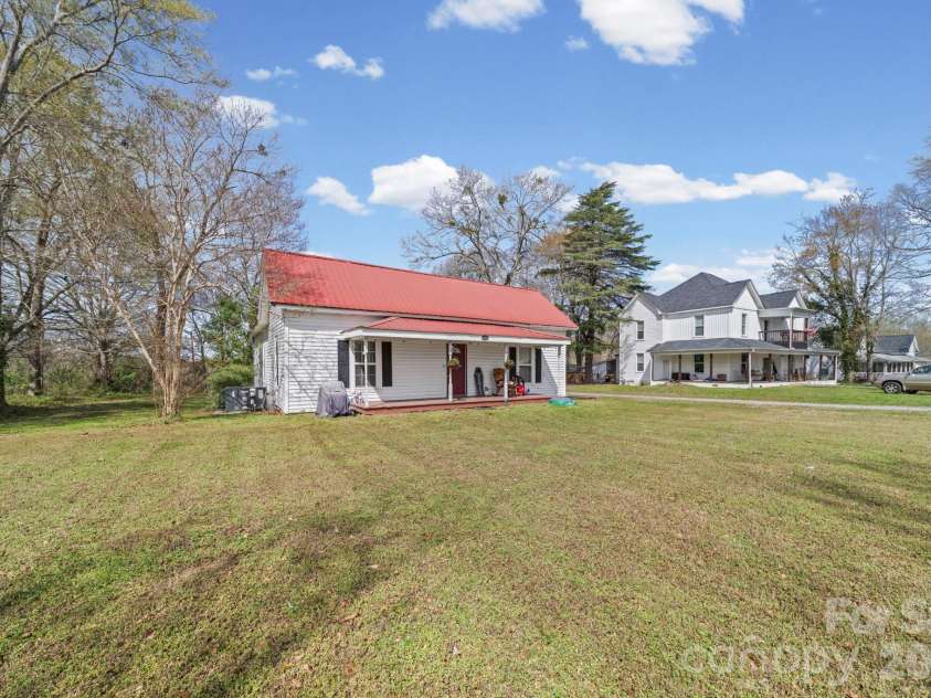 1930 Post Road, Shelby, NC 28152.  MLS# CAR4358564, YatesRealty ID 9476. 
