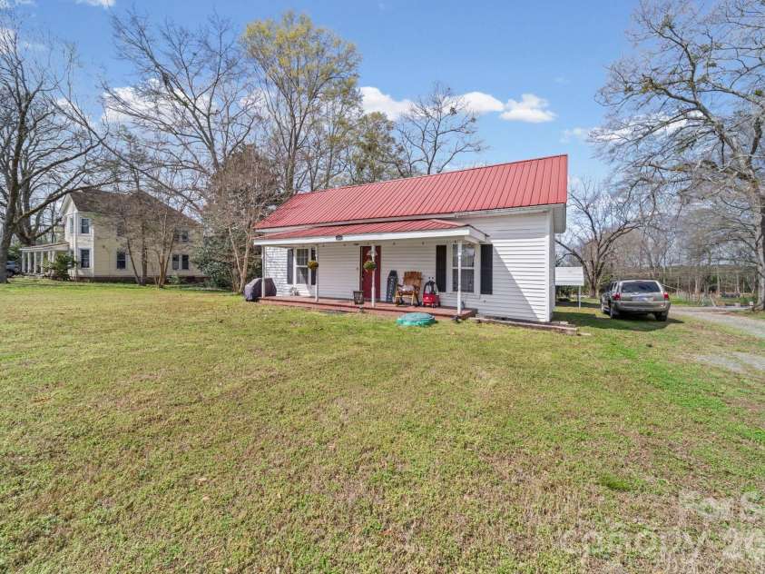 1930 Post Road, Shelby, NC 28152.  MLS# CAR4358564, YatesRealty ID 9476. 