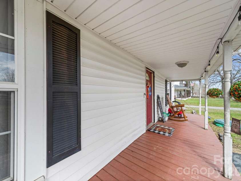 1930 Post Road, Shelby, NC 28152.  MLS# CAR4358564, YatesRealty ID 9476. 