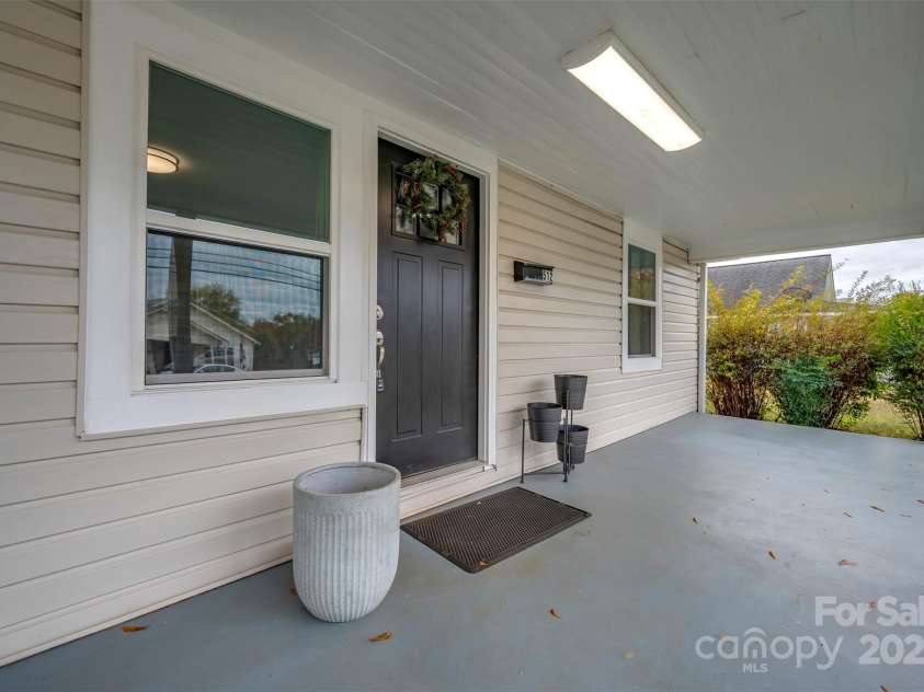 512 Spindale Street, Spindale, NC 28160.  MLS# CAR4316689, YatesRealty ID 9478. 