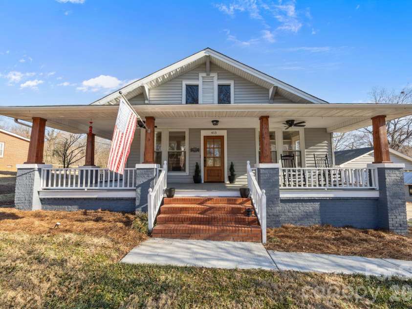 413 Laurel Street, Lincolnton, NC 28092.  MLS# CAR4347559, YatesRealty ID 9479. 