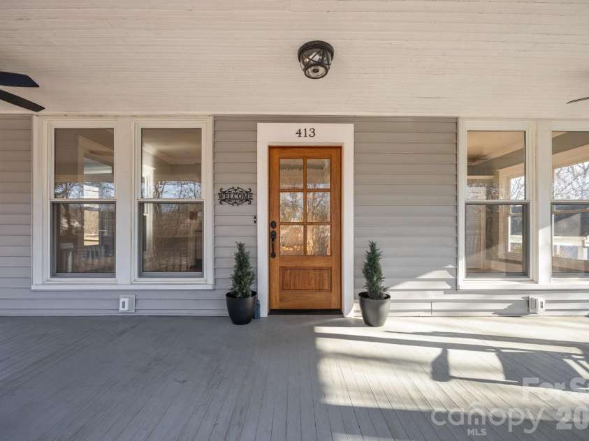 413 Laurel Street, Lincolnton, NC 28092.  MLS# CAR4347559, YatesRealty ID 9479. 