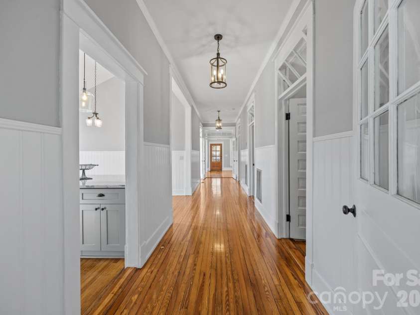 413 Laurel Street, Lincolnton, NC 28092.  MLS# CAR4347559, YatesRealty ID 9479. 