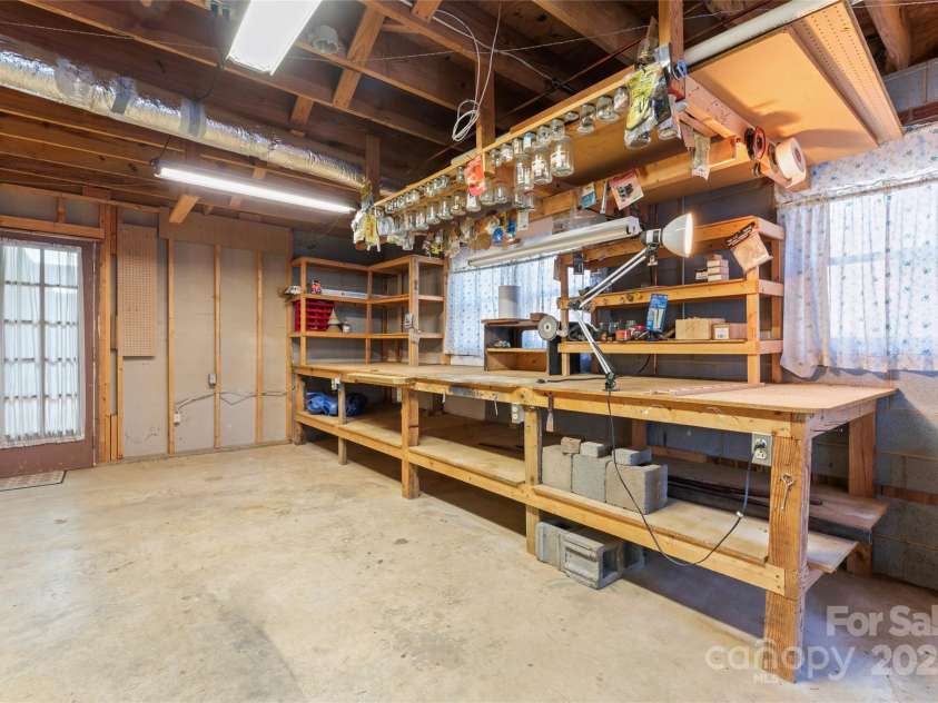 107 17th Street, Salisbury, NC 28144.  MLS# CAR4333959, YatesRealty ID 948. 