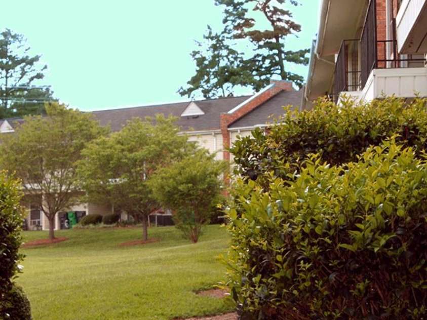 4605 Coronado Drive, Charlotte, NC 28212.  MLS# CAR4203847, YatesRealty ID 948. 