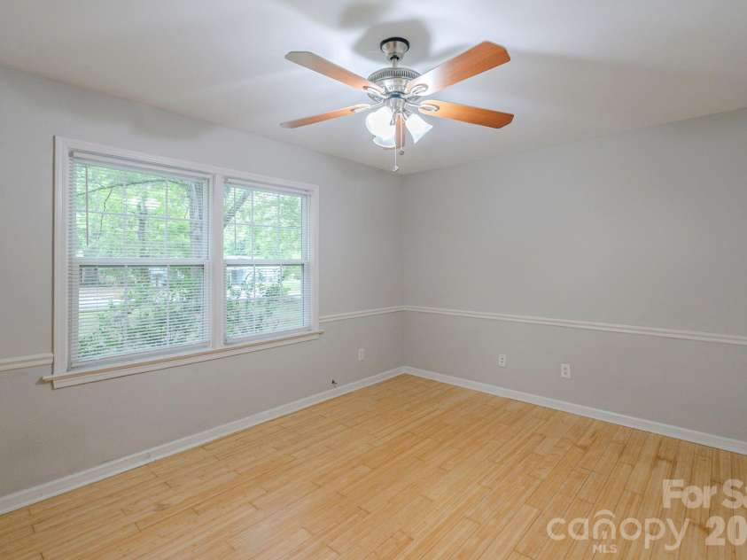 6410 Pineburr Court, Charlotte, NC 28211.  MLS# CAR4287603, YatesRealty ID 9480. 