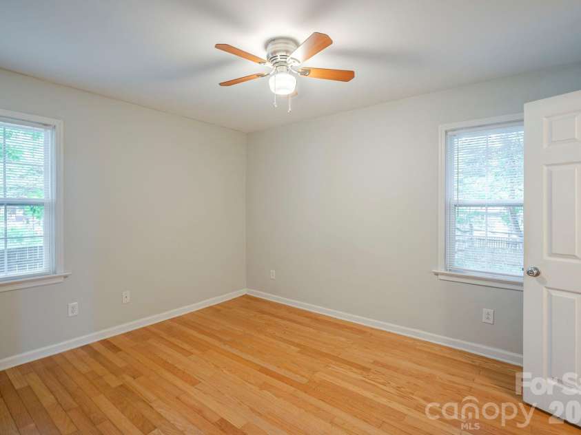 6410 Pineburr Court, Charlotte, NC 28211.  MLS# CAR4287603, YatesRealty ID 9480. 