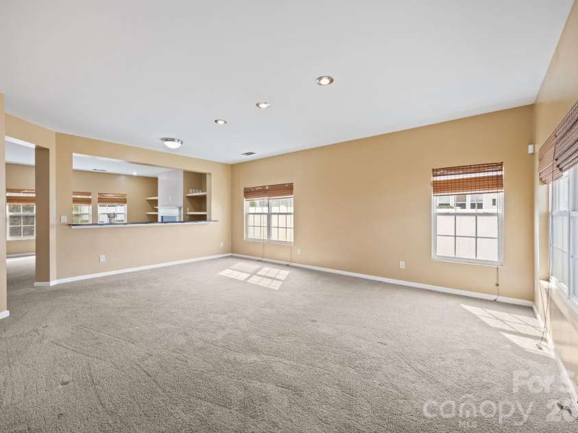 108 Sand Spur Drive, Mooresville, NC 28117.  MLS# CAR4354221, YatesRealty ID 9481. 