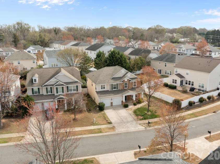 108 Sand Spur Drive, Mooresville, NC 28117.  MLS# CAR4354221, YatesRealty ID 9481. 
