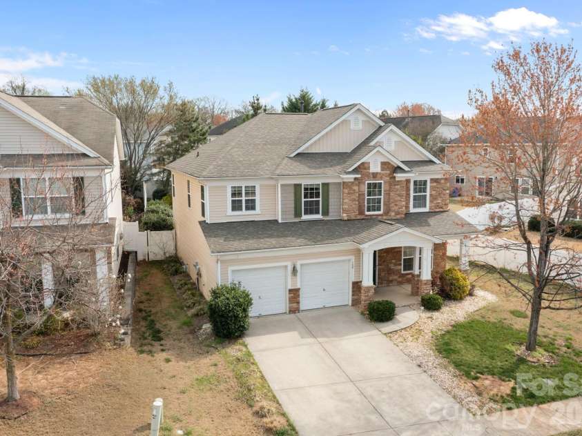 108 Sand Spur Drive, Mooresville, NC 28117.  MLS# CAR4354221, YatesRealty ID 9481. 
