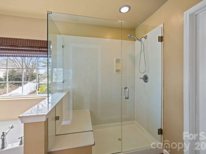 108 Sand Spur Drive, Mooresville, NC 28117.  MLS# CAR4354221, YatesRealty ID 9481. 