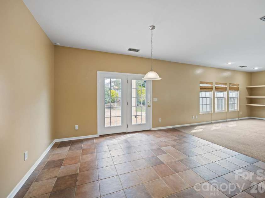 108 Sand Spur Drive, Mooresville, NC 28117.  MLS# CAR4354221, YatesRealty ID 9481. 