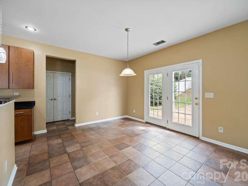 108 Sand Spur Drive, Mooresville, NC 28117.  MLS# CAR4354221, YatesRealty ID 9481. 