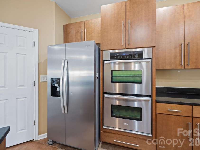 108 Sand Spur Drive, Mooresville, NC 28117.  MLS# CAR4354221, YatesRealty ID 9481. 
