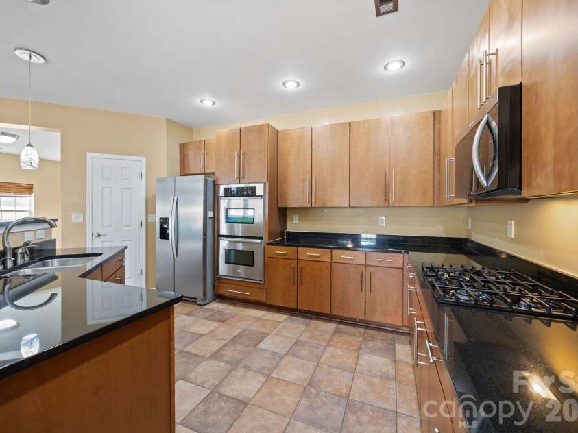 108 Sand Spur Drive, Mooresville, NC 28117.  MLS# CAR4354221, YatesRealty ID 9481. 