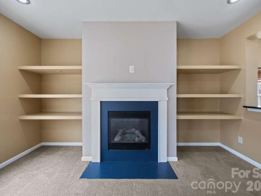 108 Sand Spur Drive, Mooresville, NC 28117.  MLS# CAR4354221, YatesRealty ID 9481. 