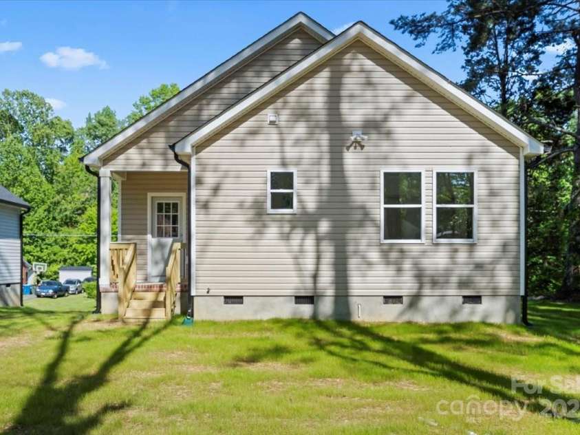 1101 Kenly Street, Salisbury, NC 28144.  MLS# CAR4253282, YatesRealty ID 9483. Back of the home