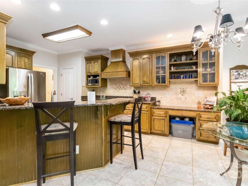 4925 Pageland Highway, Monroe, NC 28112.  MLS# CAR4245962, YatesRealty ID 9484. Kitchen