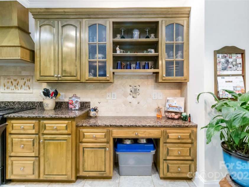 4925 Pageland Highway, Monroe, NC 28112.  MLS# CAR4245962, YatesRealty ID 9484. Kitchen