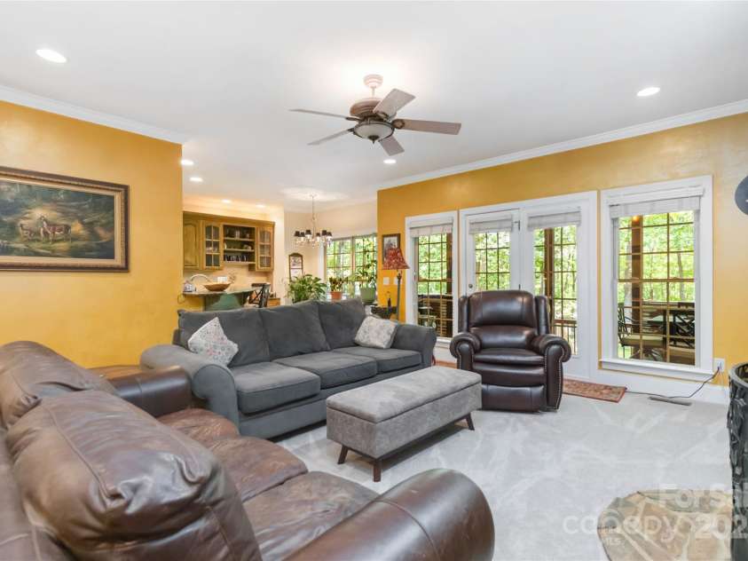 4925 Pageland Highway, Monroe, NC 28112.  MLS# CAR4245962, YatesRealty ID 9484. Living Room