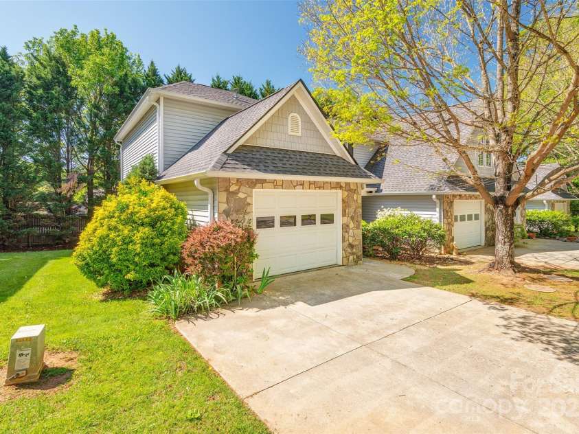 9 Willoughby Run Drive, Asheville, NC 28803.  MLS# CAR4242176, YatesRealty ID 9485. Plenty of parking available, garage and driveway and community parking across the street