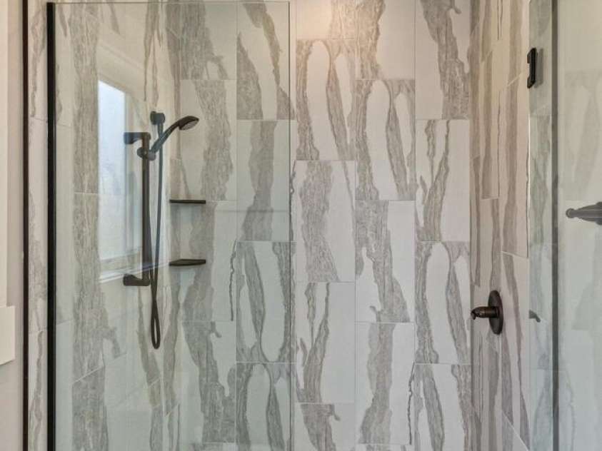 185 Sports Village Drive, Hendersonville, NC 28739.  MLS# CAR4247401, YatesRealty ID 9486. Primary Lg Shower