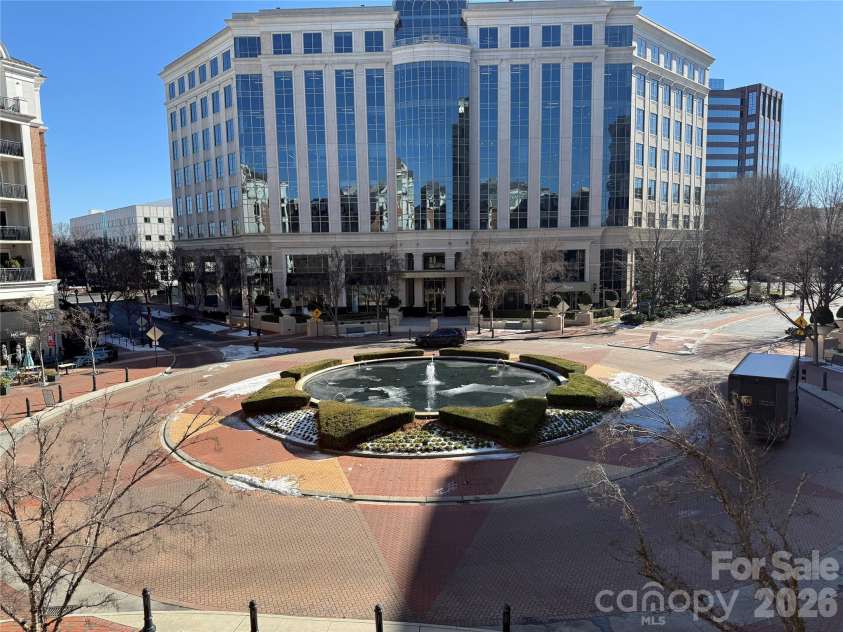4620 Piedmont Row Drive, Charlotte, NC 28210.  MLS# CAR4343608, YatesRealty ID 9488. 