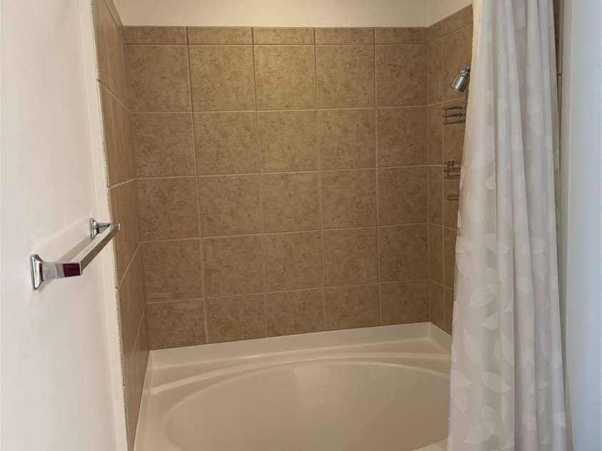 4620 Piedmont Row Drive, Charlotte, NC 28210.  MLS# CAR4343608, YatesRealty ID 9488. 
