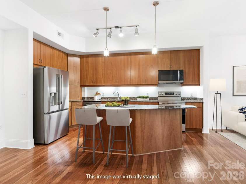 4620 Piedmont Row Drive, Charlotte, NC 28210.  MLS# CAR4383117, YatesRealty ID 9488. Kitchen