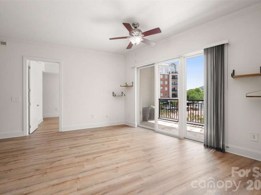 4620 Piedmont Row Drive, Charlotte, NC 28210.  MLS# CAR4390013, YatesRealty ID 9488. 