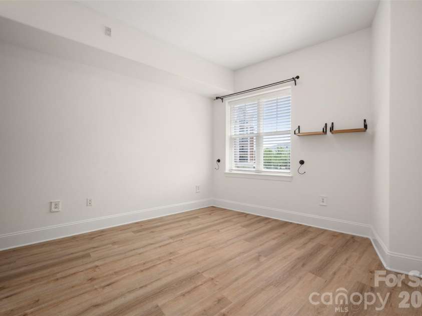 4620 Piedmont Row Drive, Charlotte, NC 28210.  MLS# CAR4390013, YatesRealty ID 9488. 