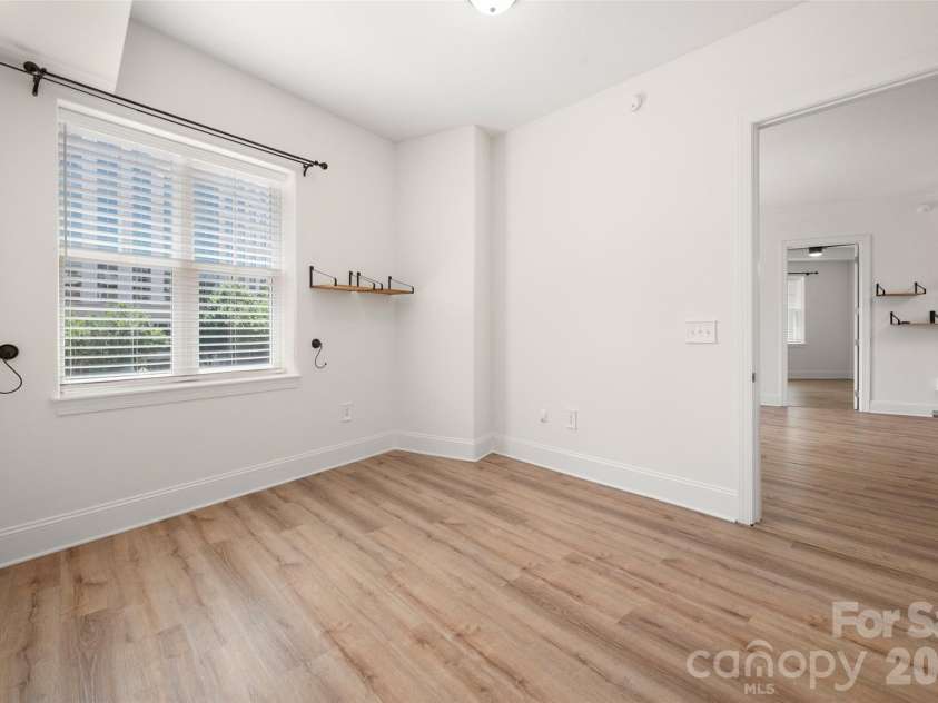 4620 Piedmont Row Drive, Charlotte, NC 28210.  MLS# CAR4390013, YatesRealty ID 9488. 