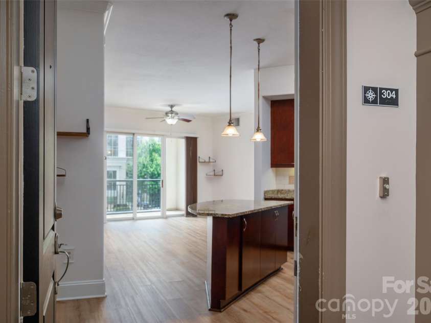 4620 Piedmont Row Drive, Charlotte, NC 28210.  MLS# CAR4390013, YatesRealty ID 9488. Step inside your bright new home!